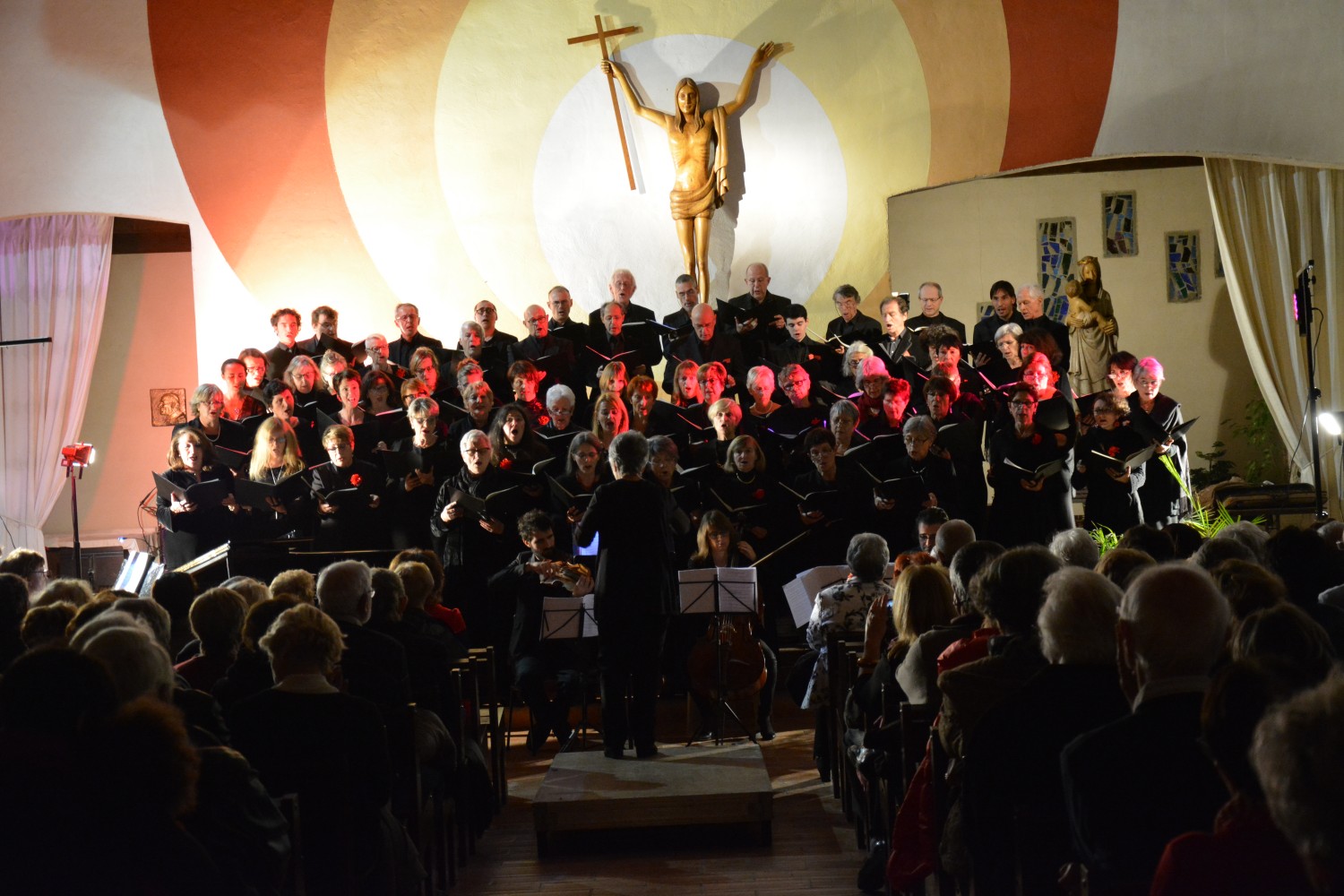 Choeur Symphonique performs in Cap d'Agdes